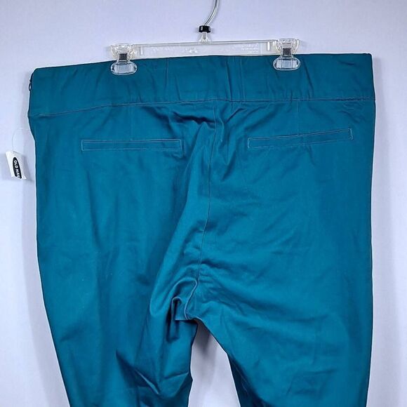 Ladies pant  - Picture 7 of 11